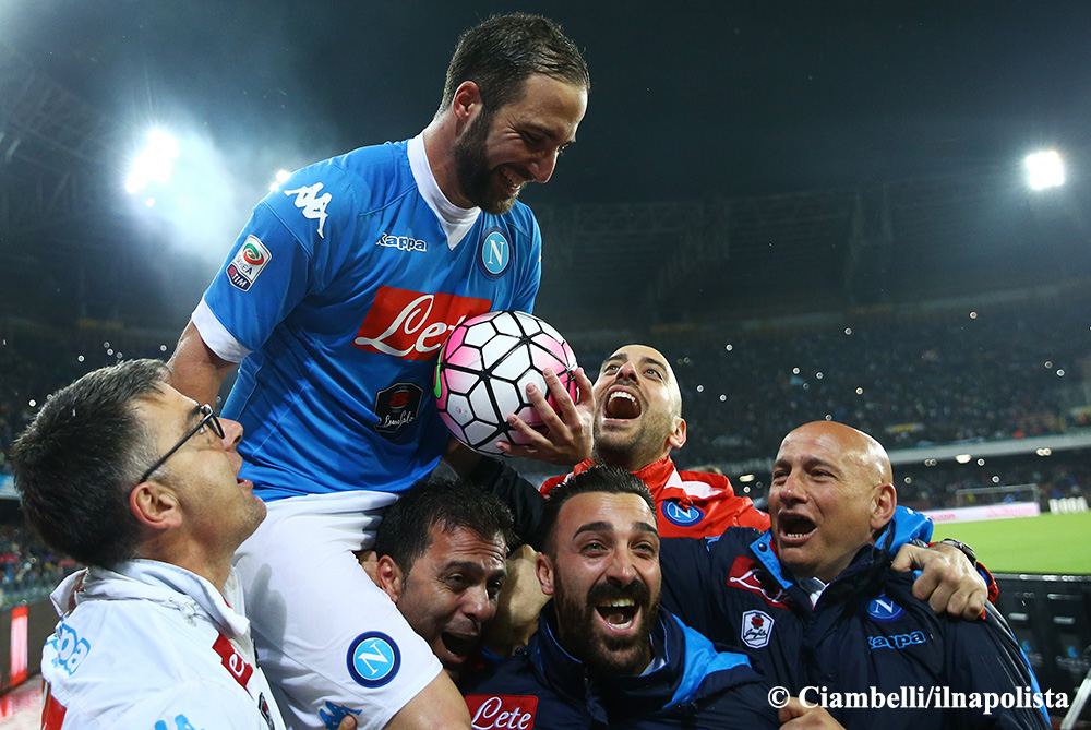 Il fratello di Higuain incontra De Laurentiis: “Gonzalo vuole rimanere, chiede un Napoli più forte”