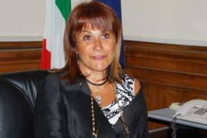 Il prefetto Pantalone: «Napoli-Juventus? O riparano tornelli e telecamere, oppure serviranno 700 steward» item-thumbnail