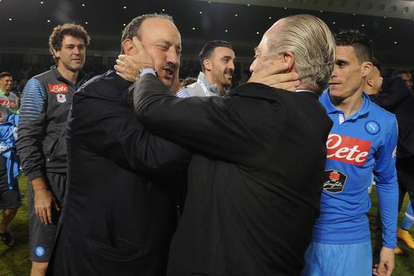 De Laurentiis: «Benitez è un signore, ma resta chi si innamora di Napoli. De Magistris pensi a fare il sindaco invece di dire cavolate sul mercato del Napoli» De Laurentiis: «Benitez è un signore, ma resta chi si innamora di Napoli. De Magistris pensi a fare il sindaco invece di dire cavolate sul mercato del Napoli»