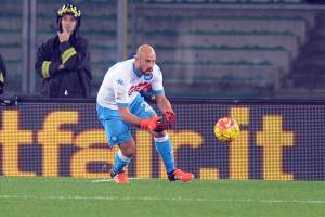 Gli elogi dei giornali ma nel giorno di Milan, Juventus (e Roma) il Napoli torna in poche righe item-thumbnail