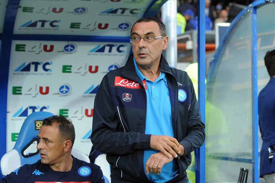 Sarri: «Spero di far cambiare idea a Maradona. Sono fiducioso perché vedo gli allenamenti, è vero che in partita ci manca la cazzimma. Albiol sta crescendo»