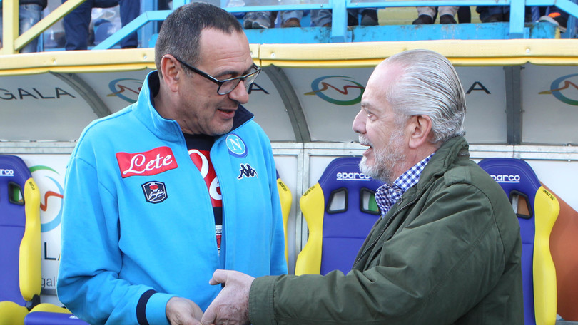 Per Il Mattino, De Laurentiis non vuole cambiare il contratto a Sarri