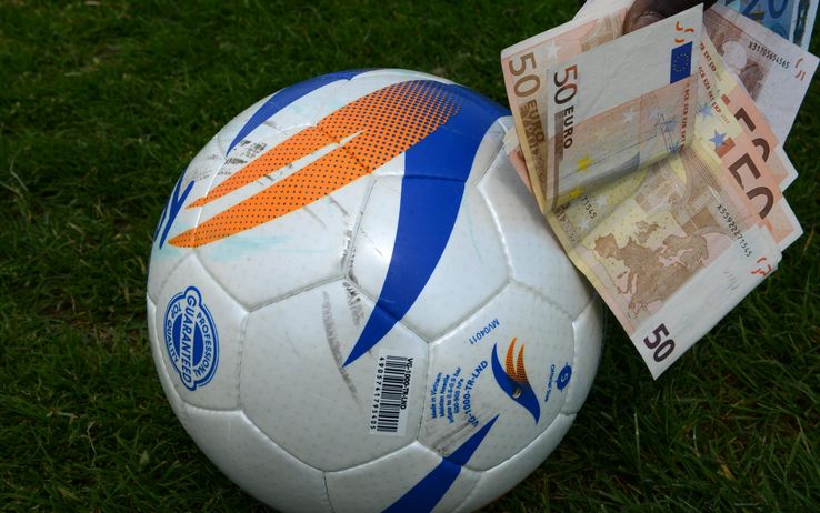 Il Sole 24 Ore: Con il divieto di scommesse l’Italia del calcio perde 100 milioni