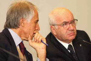 Tavecchio: «Il Napoli è una squadra che merita, lo scudetto sarebbe un grande successo». Malagò: «Il Napoli mi ha impressionato» item-thumbnail