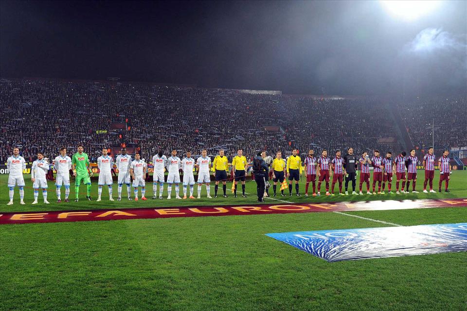 Volevo chiedere a tifosi del Trabzonspor se quando vengono a Napoli questo fatto dell’incendio celebrativo lo possono fare dentro alla Circumvesuviana