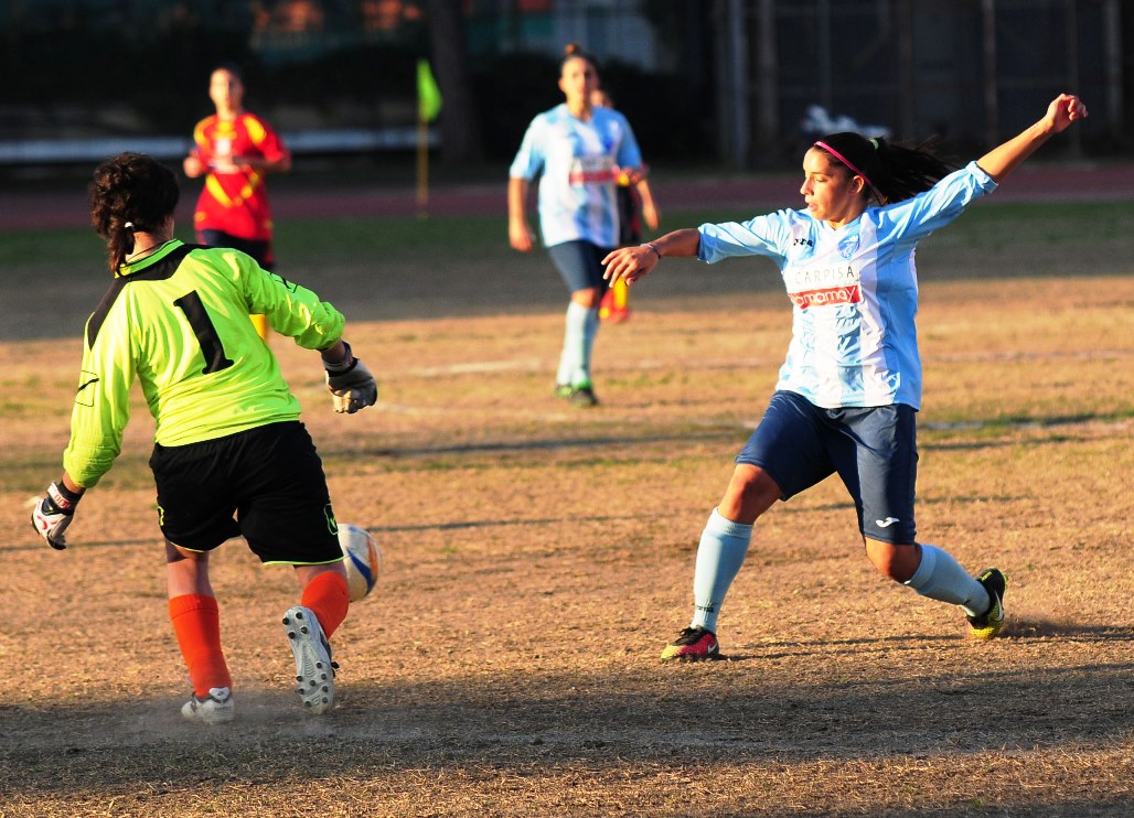Napoli, sabato al Collana il calcio femminile Napoli, sabato al Collana il calcio femminile