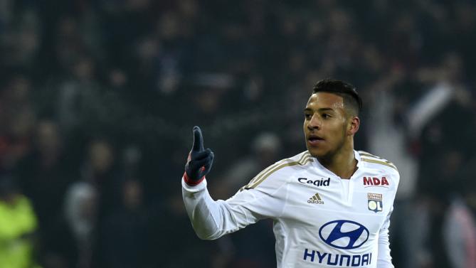 Sky: Tolisso vicinissimo agli azzurri e Aulas conferma l’offerta Sky: Tolisso vicinissimo agli azzurri e Aulas conferma l’offerta