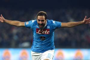 Fiorentina-Napoli 1-1. Due gol in due minuti, poi Viola meglio degli azzurri. Juventus a+3 item-thumbnail