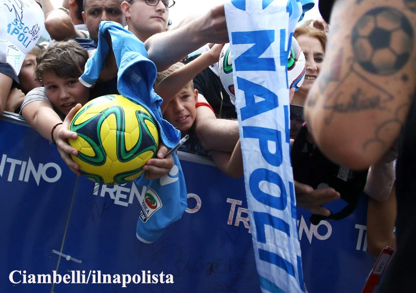 noi tifosi del Napoli non napoletani