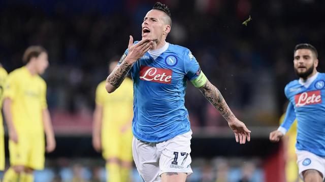 Napoli-Villareal 1-1, pagelle / David Lopez sarto infaticabile, bentornato Capitano. Un Napoli #petaloso Napoli-Villareal 1-1, pagelle / David Lopez sarto infaticabile, bentornato Capitano. Un Napoli #petaloso