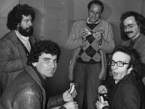 La vita di Massimo Troisi / 1 – Le trasferte in treno per il Napoli, Pasolini e i lavori da stagionale a raccogliere la frutta La vita di Massimo Troisi / 1 – Le trasferte in treno per il Napoli, Pasolini e i lavori da stagionale a raccogliere la frutta