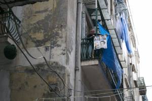 Napoli, Murales Maradona. La gente dei Quartieri porta i santini item-thumbnail