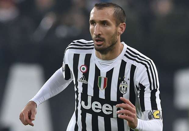 Frosinone-Juventus, Chiellini esce per infortunio