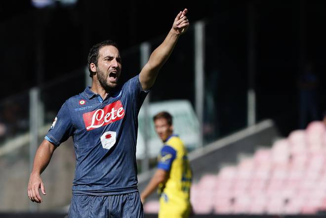 Mediaset e Sky provano a inventare un caso Higuain