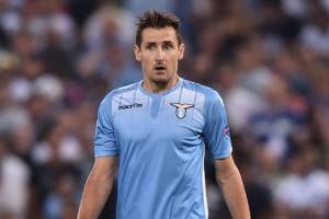 Sky: niente svincolati al posto di Milik, solo Klose ha stuzzicato il Napoli item-thumbnail