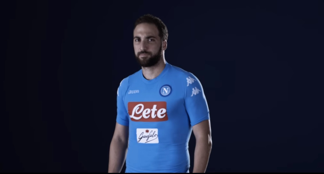 Il video di presentazione della nuova maglia: tra i “modelli” anche Gonzalo Higuain