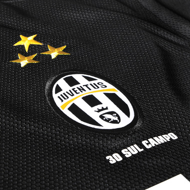 Trenta scudetti sul campo e due milioni alla Nike: la Juventus perde la causa Trenta scudetti sul campo e due milioni alla Nike: la Juventus perde la causa
