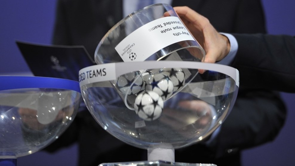 Champions League, il sorteggio dei playoff: per la Roma c’è il Porto