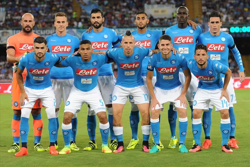 Il Napoli concede più tiri agli avversari ma calcia di più da fuori area Il Napoli concede più tiri agli avversari ma calcia di più da fuori area