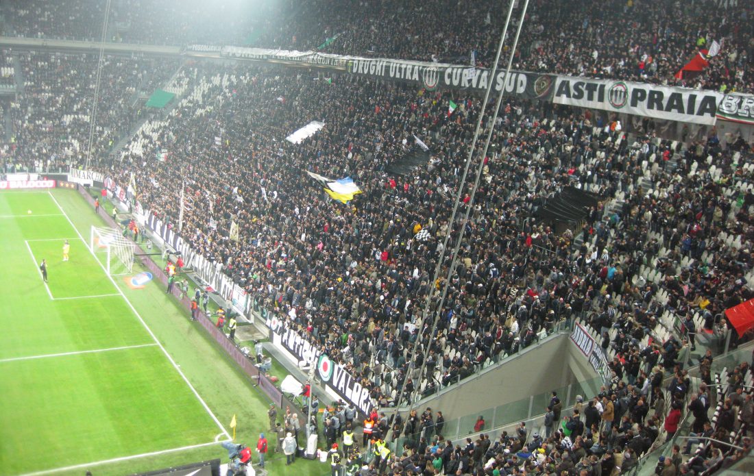 Repubblica: «Allo Juventus Stadium cantano Faccetta nera, è apologia del fascismo»