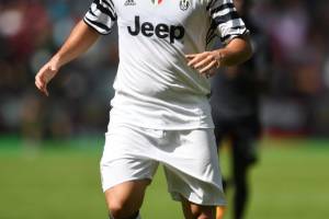 La Juventus batte 3-2 il West Ham. “Prima” di Higuain (non tocca palla, in peso forma) item-thumbnail