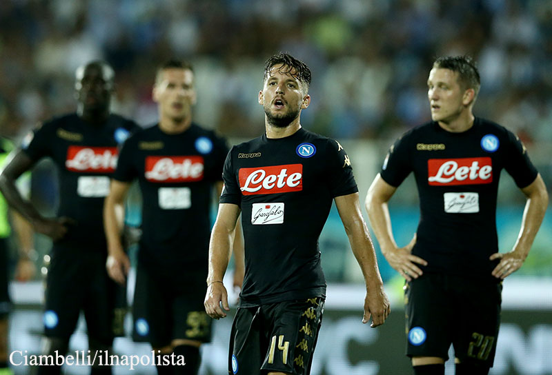 Mertens rianima il Napoli horror ma poi ci pensa Rocchi a fermare la rimonta