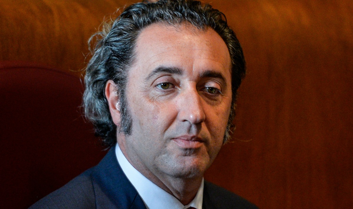 Paolo Sorrentino: «Nella chiesa si parla di fede e tradimento, Higuain ricorda questi concetti»