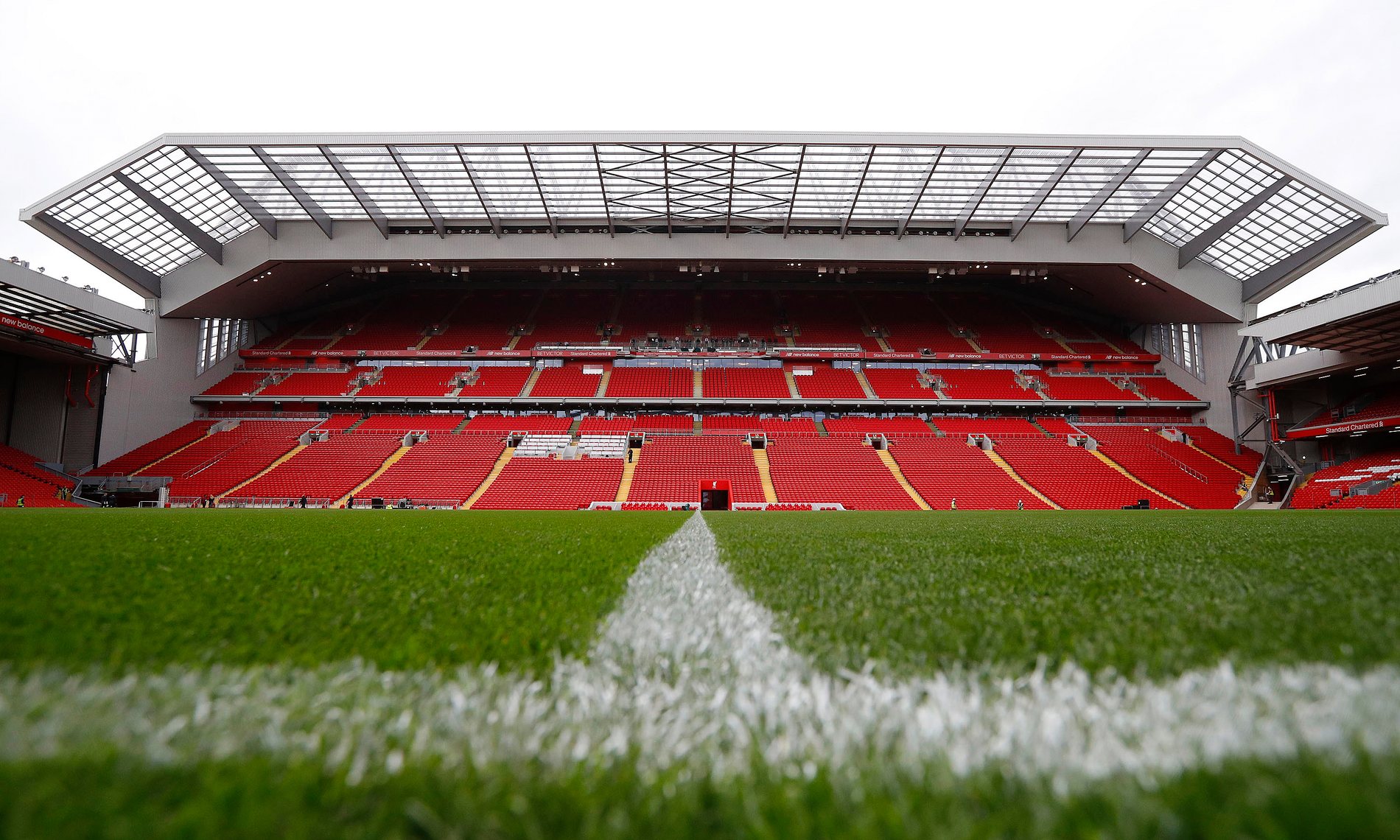 Le foto della nuova Main Stand di Anfield Road