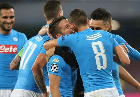 Poker da record, San Paolo inviolato in Champions. Hamsik fa 101