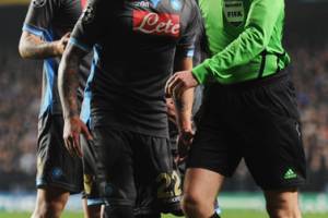 Contro il Benfica il Napoli ritrova Brych l’arbitro di Chelsea-Napoli item-thumbnail