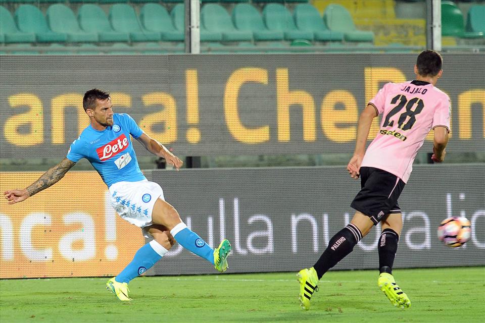 Palermo-Napoli, la maglia sudata a Maggio