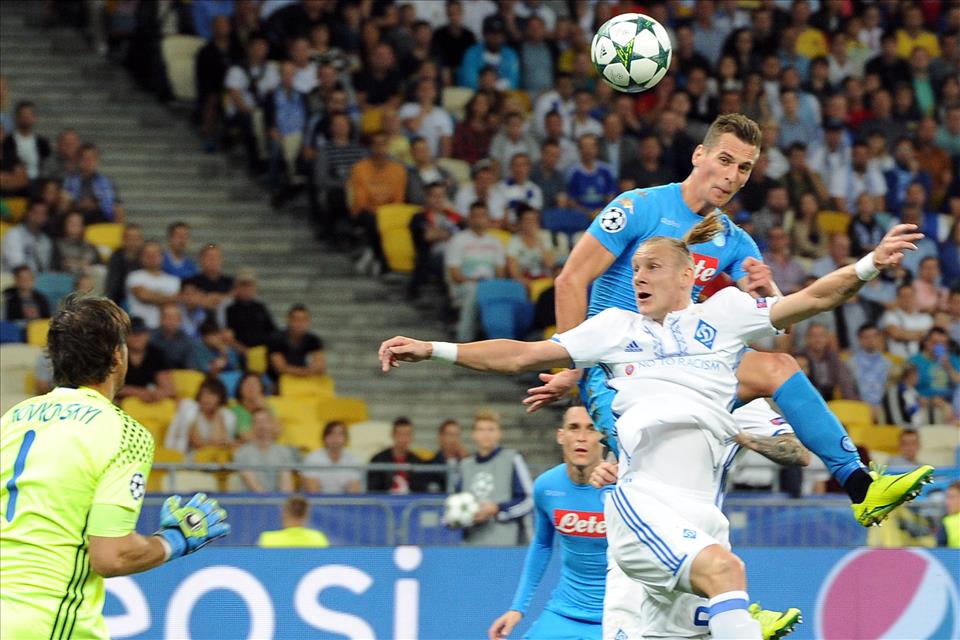 Sconcerti: «Sciocco paragonare Milik a Higuain. Il polacco ha lo stacco di un grande atleta» Sconcerti: «Sciocco paragonare Milik a Higuain. Il polacco ha lo stacco di un grande atleta»