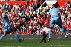 Mourinho ancora bloccato: Manchester United-Stoke 1-1 item-thumbnail