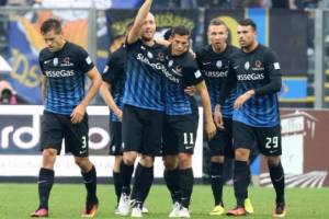 Serie A: cade l’Inter a Bergamo, Lazio e Chievo pareggiano. Fiorentina, valanga di gol a Cagliari item-thumbnail