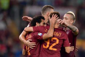 La Roma va, battuto il Palermo all’Olimpico per 4-1: la Juve è a due punti item-thumbnail
