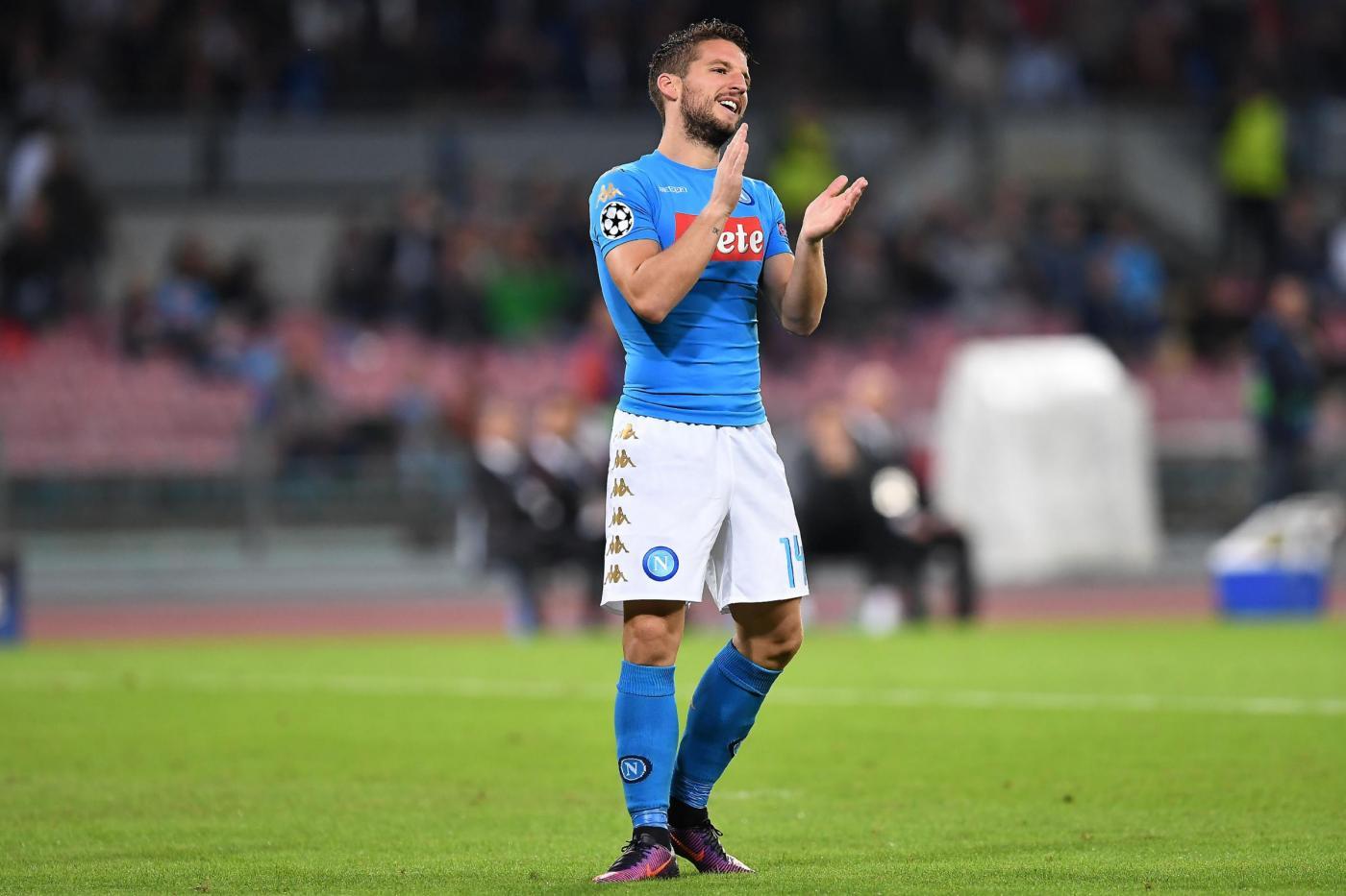 Napoli-Empoli 2-0, Mertens e Chiriches scacciano la paura nella ripresa