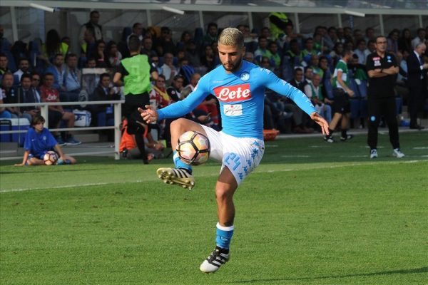 Il San Paolo fischia Insigne all’uscita dal campo