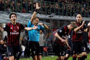 A Sky non parlano di arbitri, stanno parlando di Rizzoli da ieri sera item-thumbnail