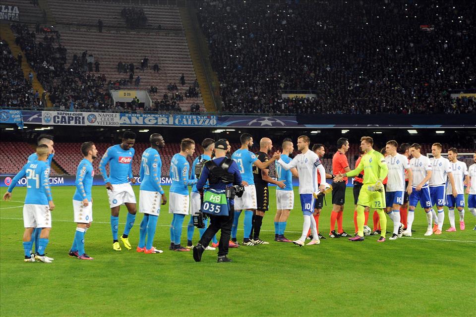Il peggior Napoli casalingo di Champions, terzo match dell’anno senza gol
