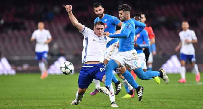 Napoli-Dinamo Kiev 0-0, polveri bagnate per gli azzurri. Serve il punto a Lisbona Napoli-Dinamo Kiev 0-0, polveri bagnate per gli azzurri. Serve il punto a Lisbona