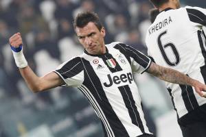 Juventus-Pescara 3-0, a segno Khedira, Mandzukic ed Hernanes item-thumbnail