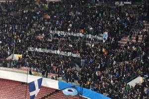 FOTO – Lo striscione in Curva A sul rapporto caro biglietti e stadio vuoto item-thumbnail