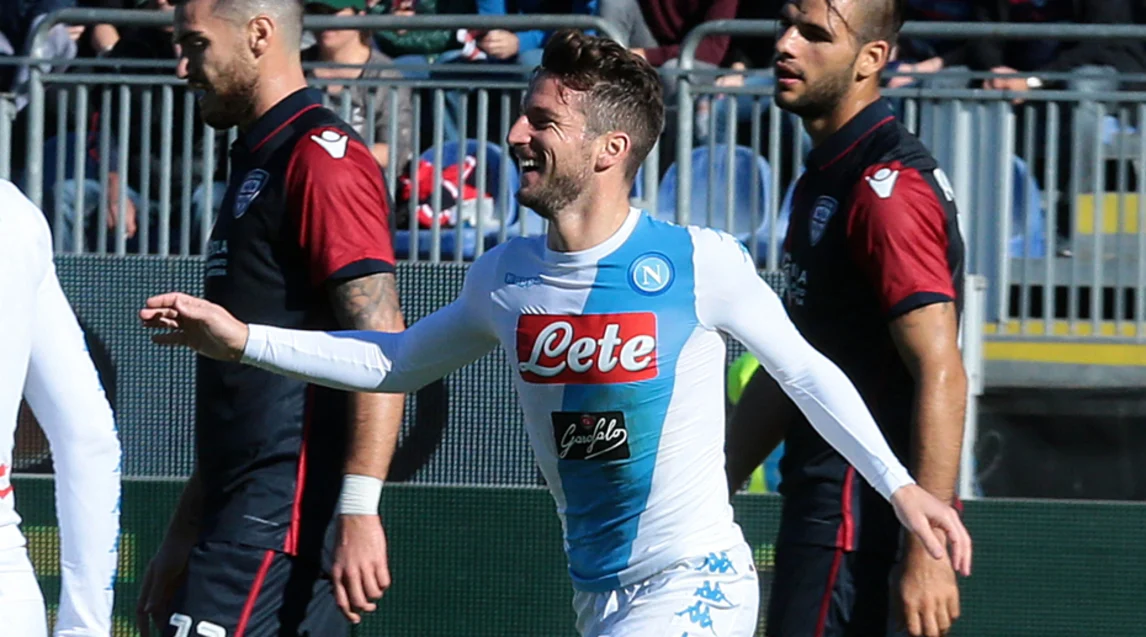 Pagelle: Mertens tripletta