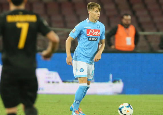 Fiorentina-Napoli, i convocati di Sarri: out Koulibaly, ci sono Tonelli e Lasicki Fiorentina-Napoli, i convocati di Sarri: out Koulibaly, ci sono Tonelli e Lasicki