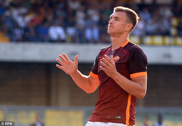 Serie A, i risultati dei primi tempi: l’Atalanta ferma la Lazio, Roma in vantaggio a Udine Serie A, i risultati dei primi tempi: l’Atalanta ferma la Lazio, Roma in vantaggio a Udine