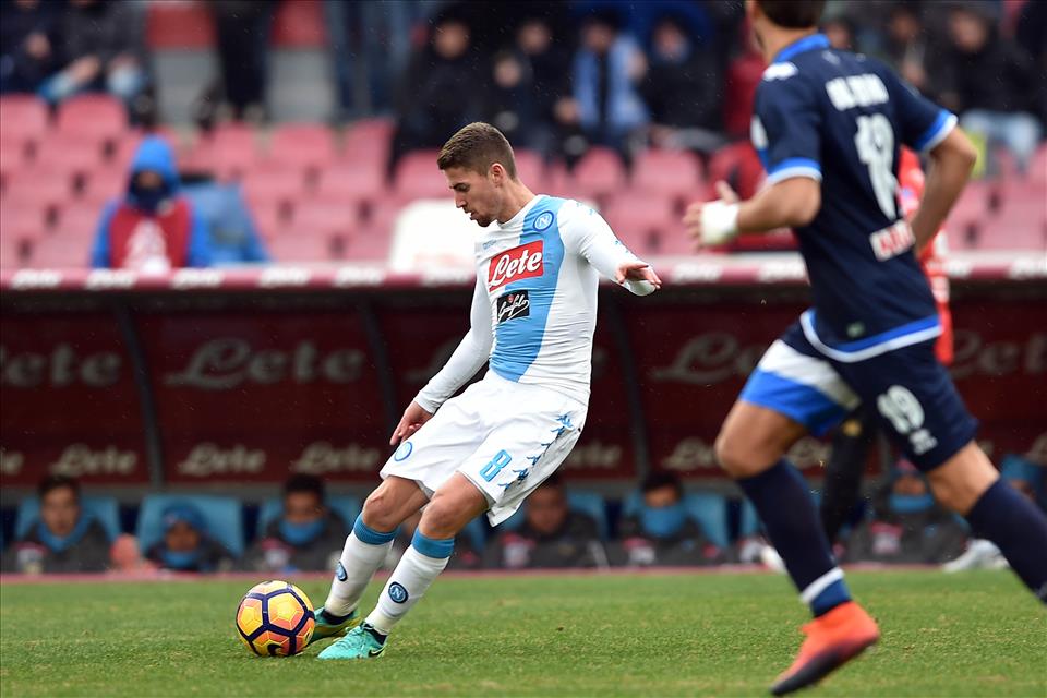 Jorginho: «Un onore indossare la maglia del Napoli, abbiamo un gruppo fantastico»