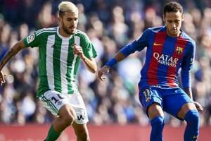 Il Betis (con l’arbitro) fa un favore al Real: il Barcellona fa 1-1 a Siviglia item-thumbnail