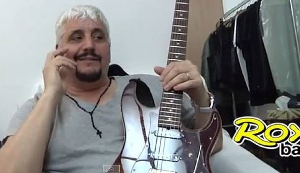 Il figlio di Pino Daniele: «Faceva ascoltare le sue canzoni a tutti i figli, ma i tempi li decideva lui»