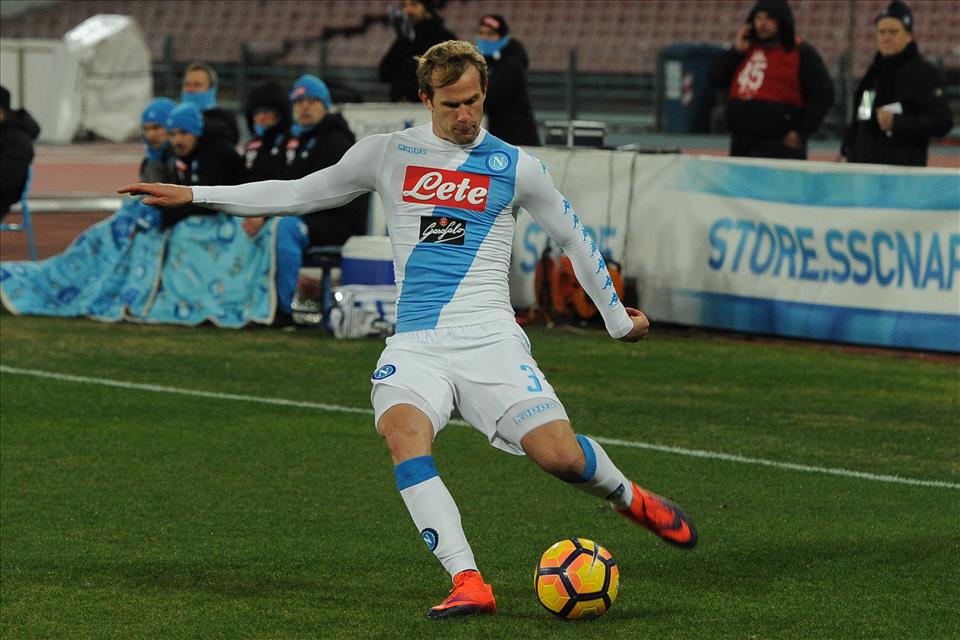 Strinic il ragazzo della curva B. Mandzukic affianco a Koulibaly sembra Giovinco