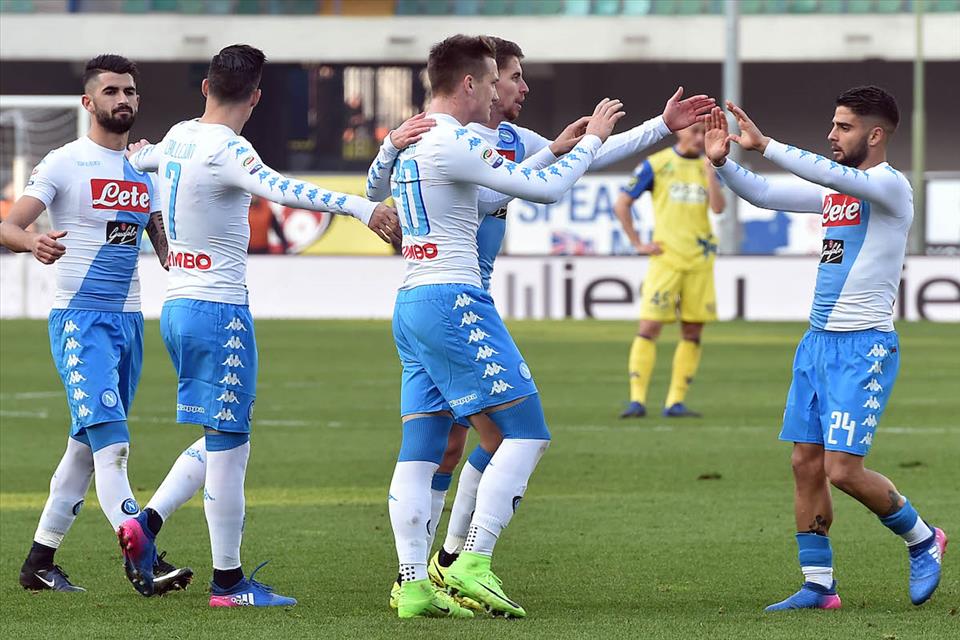 Chievo-Napoli, analisi tattica: perfetti per 70 minuti. Poi il buio: 1 gol e 8 tiri subiti fino al 90′